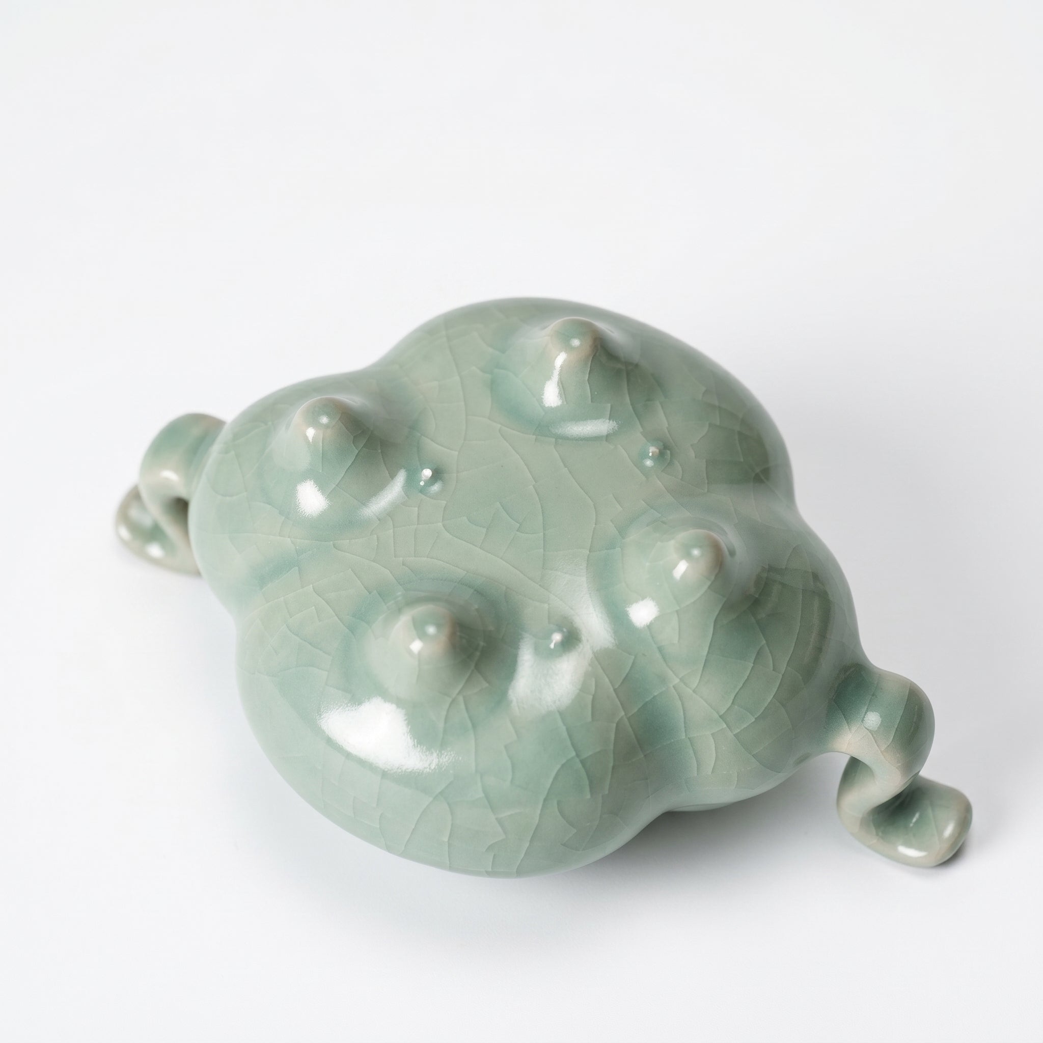 Ru Ware Celadon Begonia-Shaped Mini Censer
