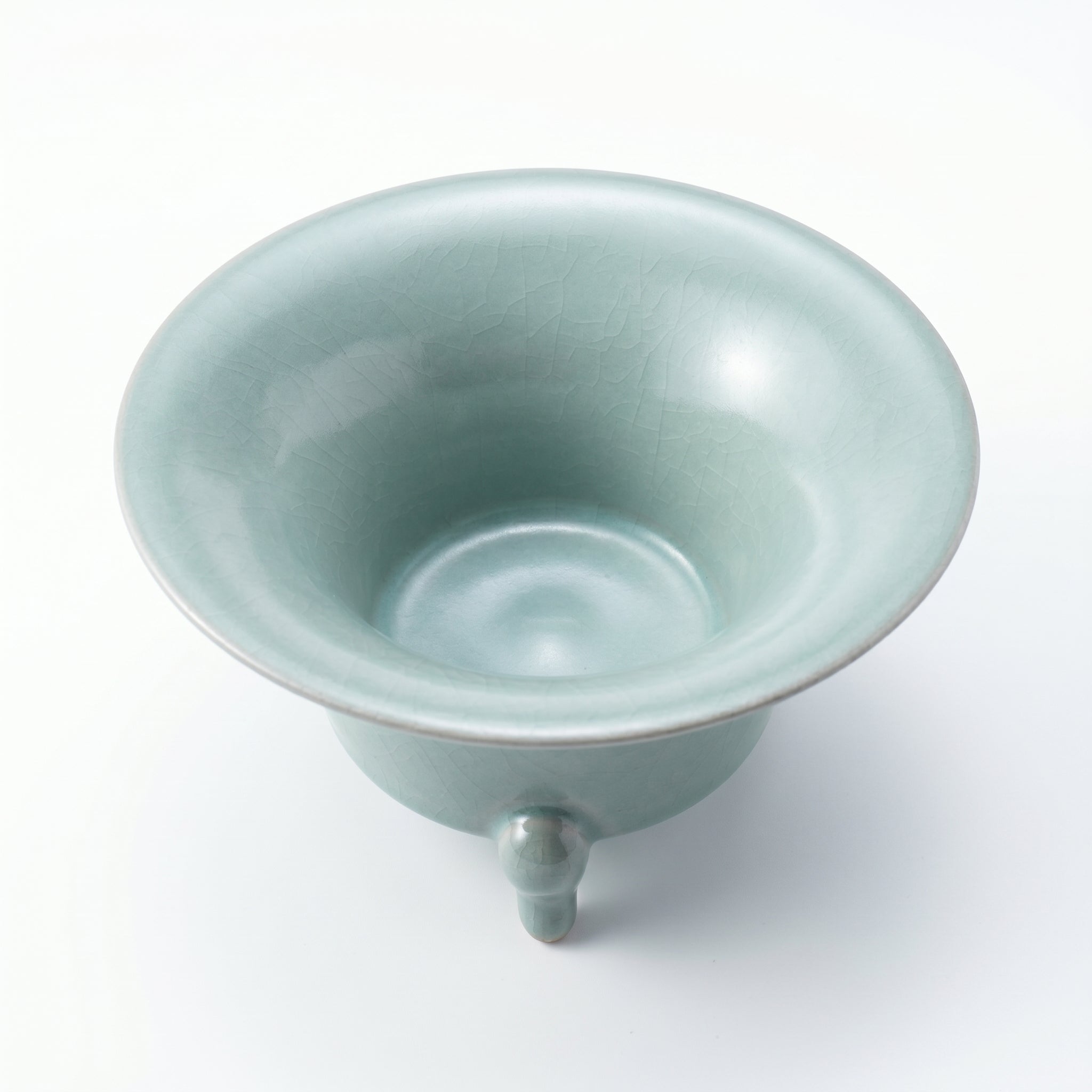 Ru Ware Celadon Tripod Horseshoe Zun