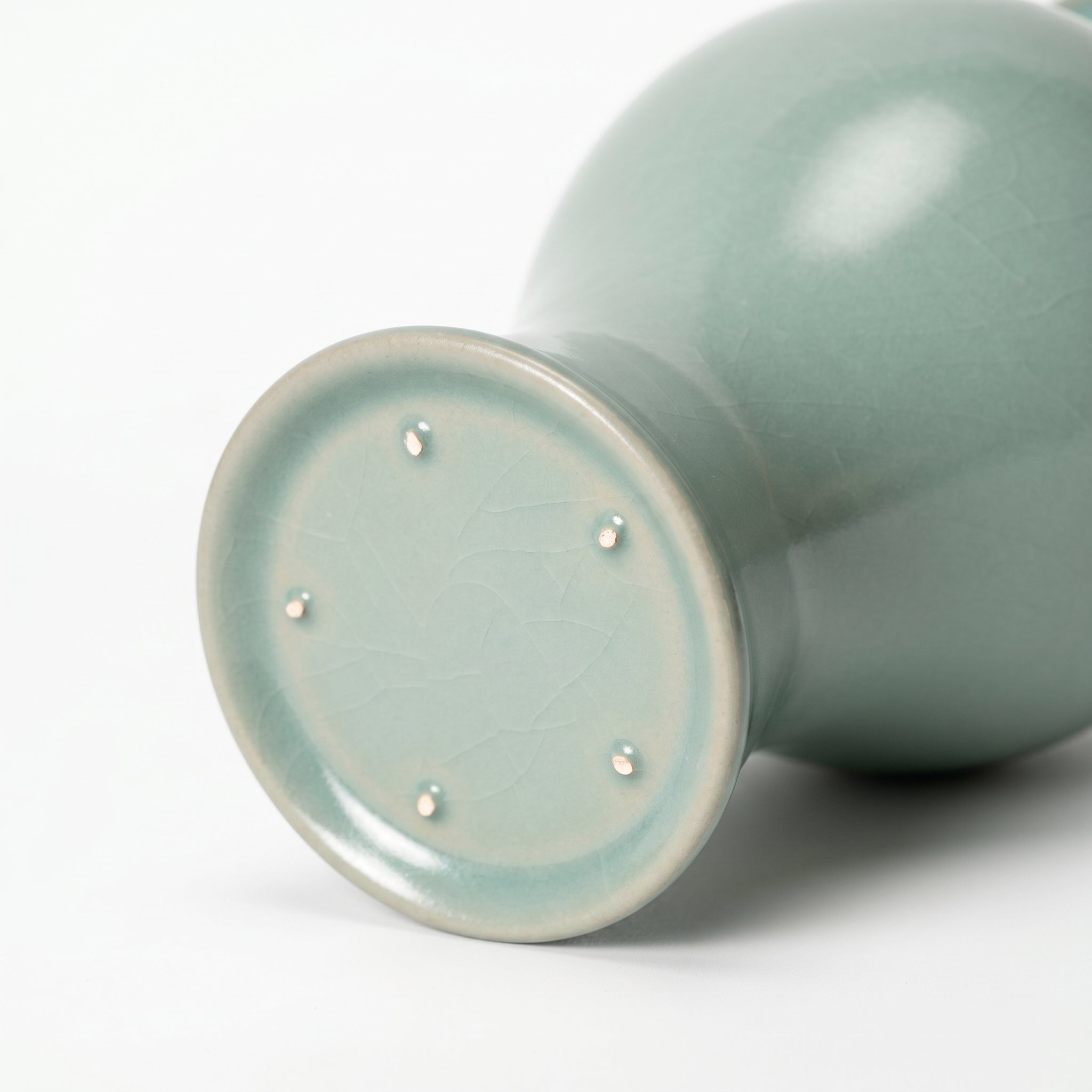 Ru Ware Celadon Guanyin Vase