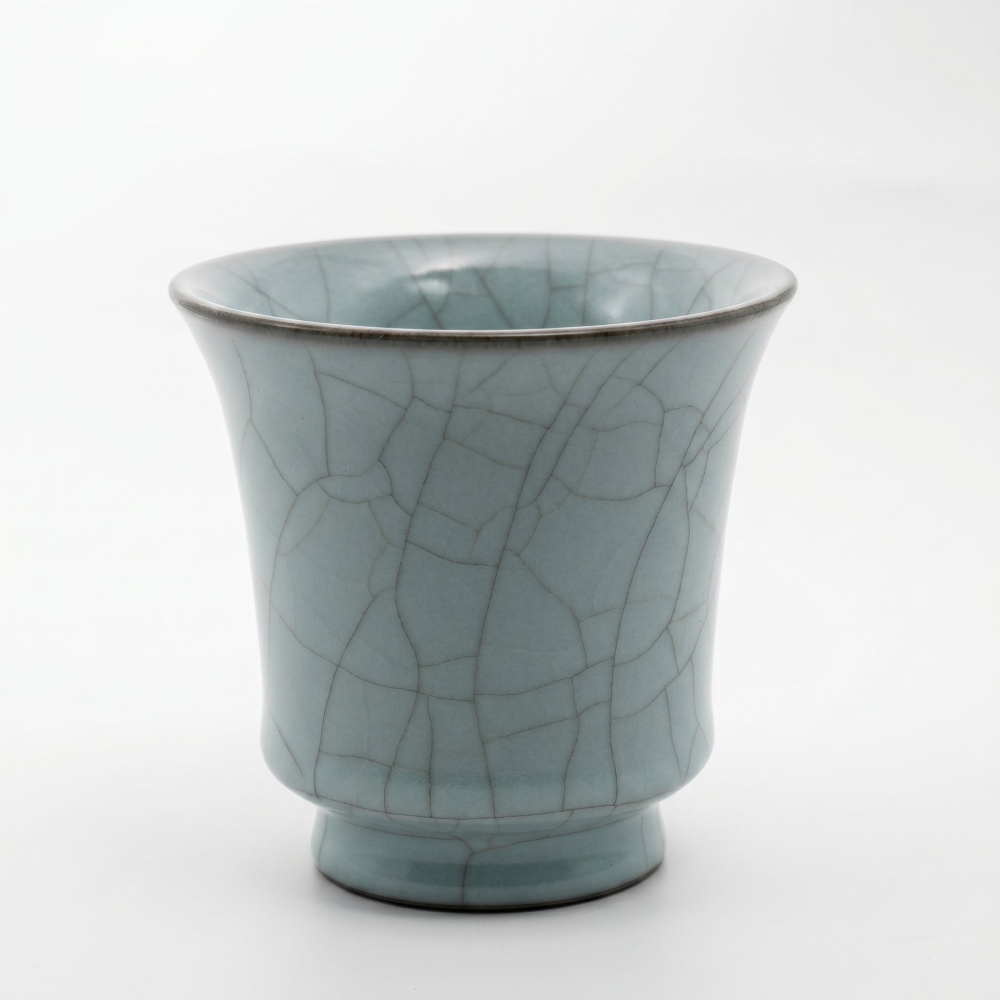 Ge Ware Ice Crackle Glaze Hand-Holding Cup