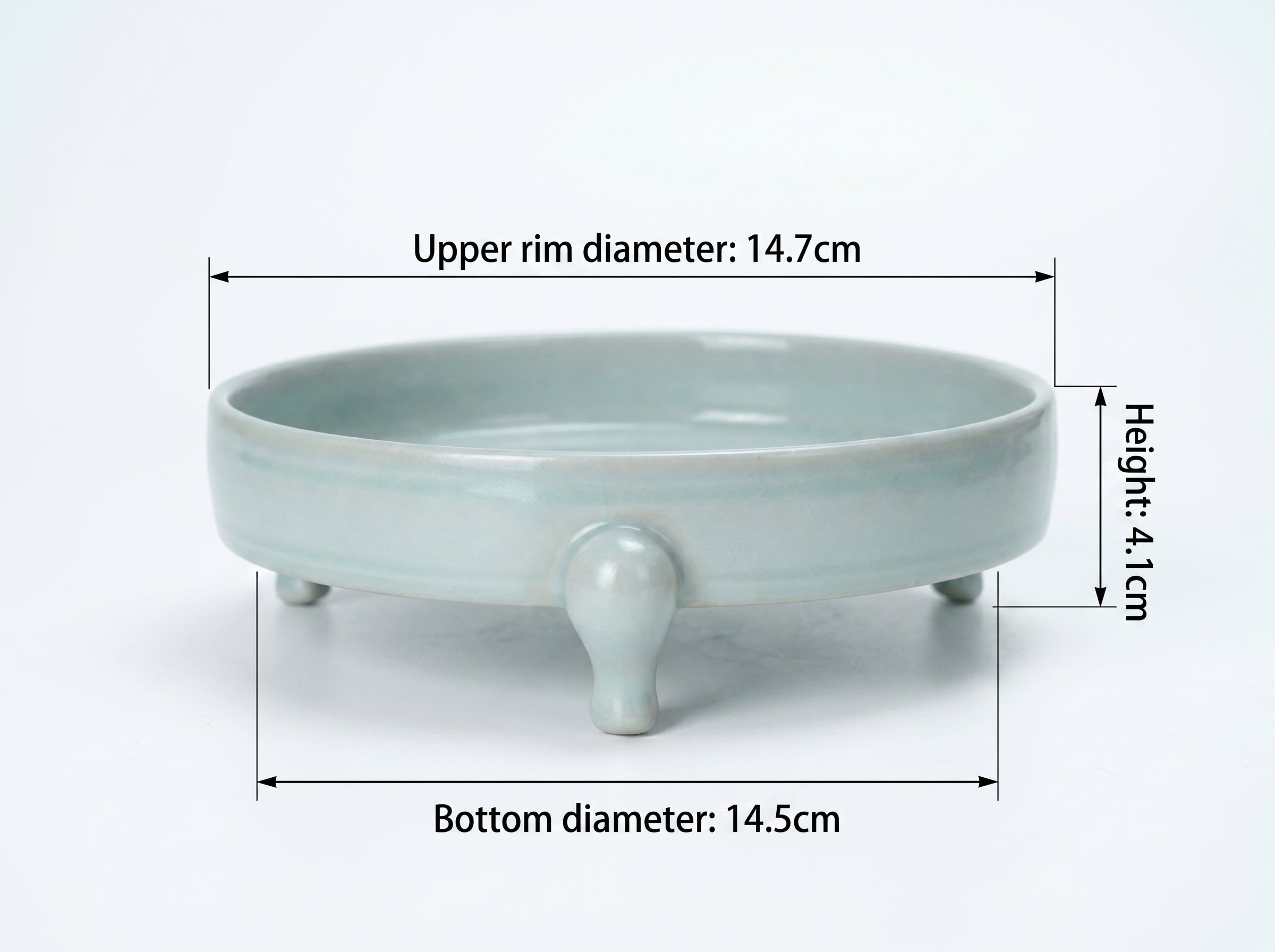 Ru Ware Celadon Three-Legged Brush Washer