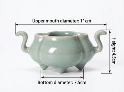Ru Ware Celadon Begonia-Shaped Mini Censer