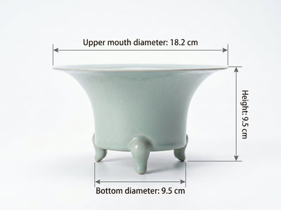 Ru Ware Celadon Tripod Horseshoe Zun