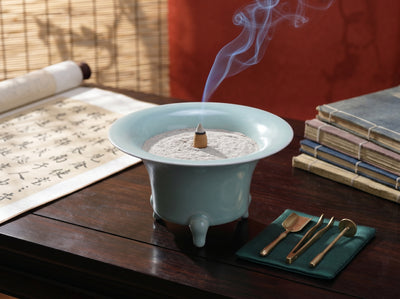 Ru Ware Celadon Tripod Horseshoe Zun