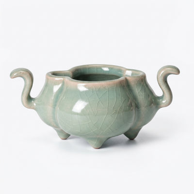 Ru Ware Celadon Begonia-Shaped Mini Censer