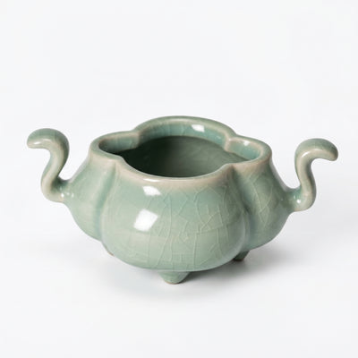 Ru Ware Celadon Begonia-Shaped Mini Censer