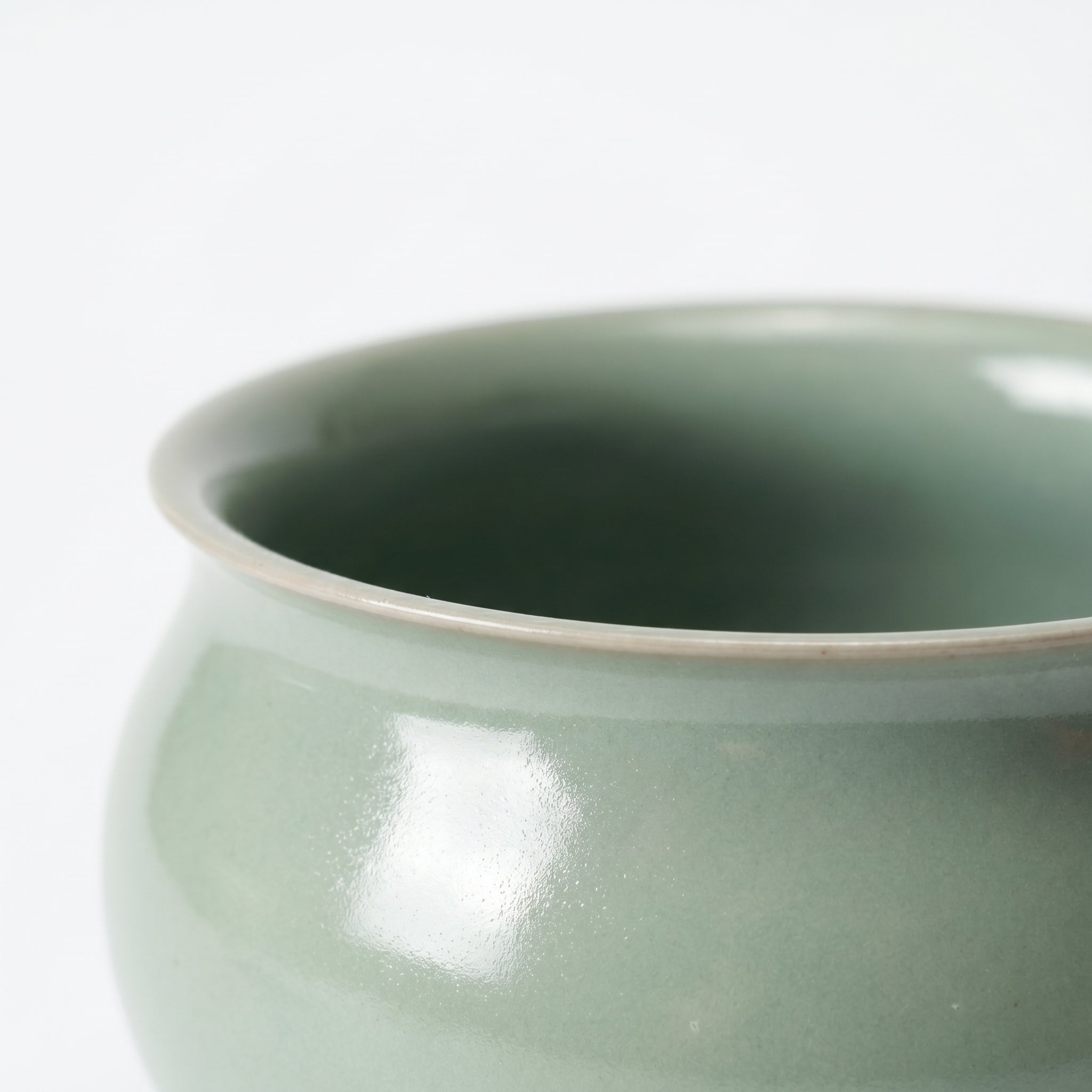 Ru Ware Celadon Drum Cup