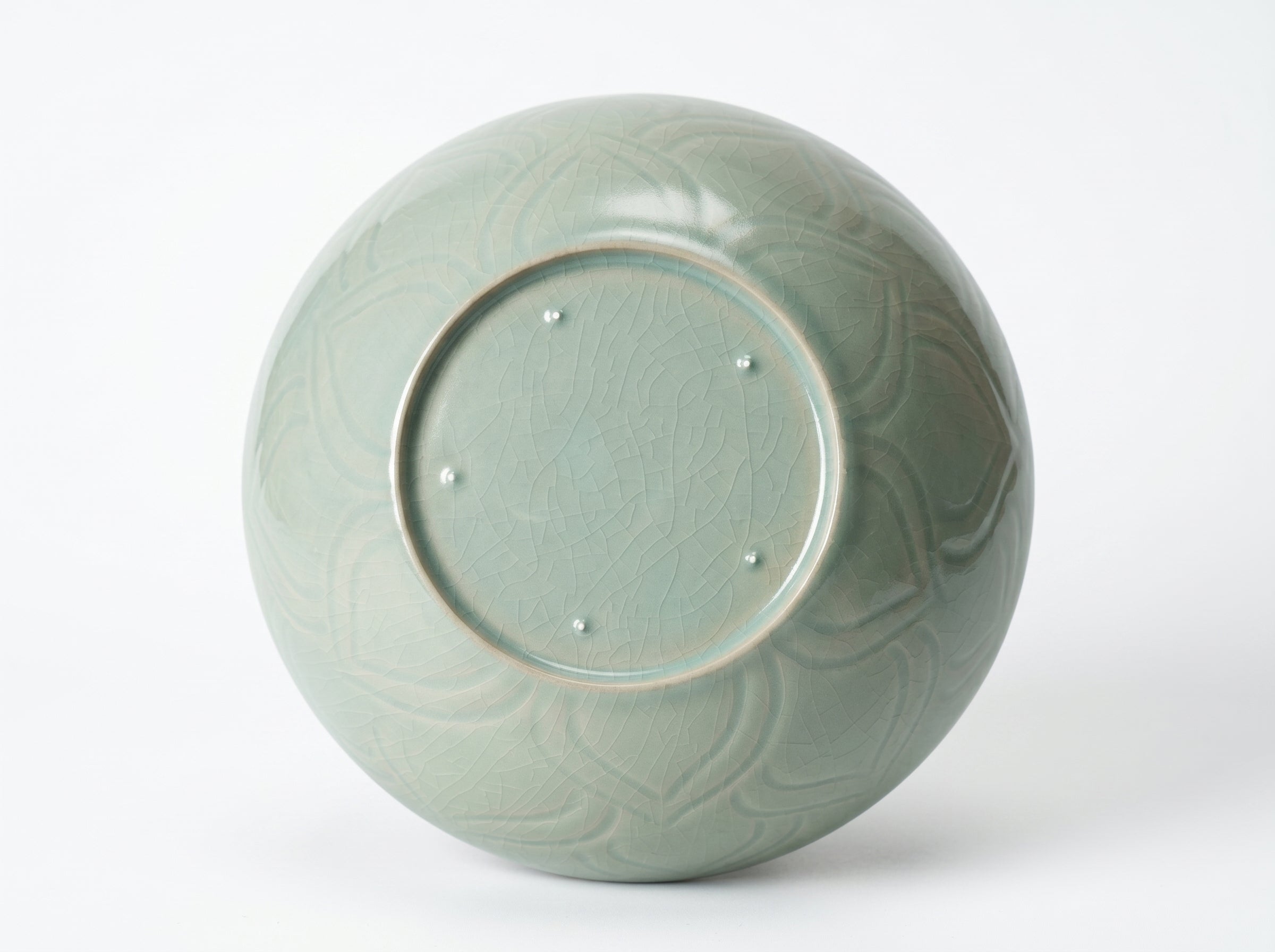 Ru Ware Celadon Dragon Motif Bowl