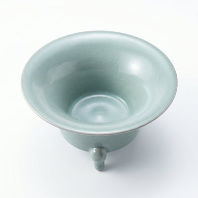 Ru Ware Celadon Tripod Horseshoe Zun