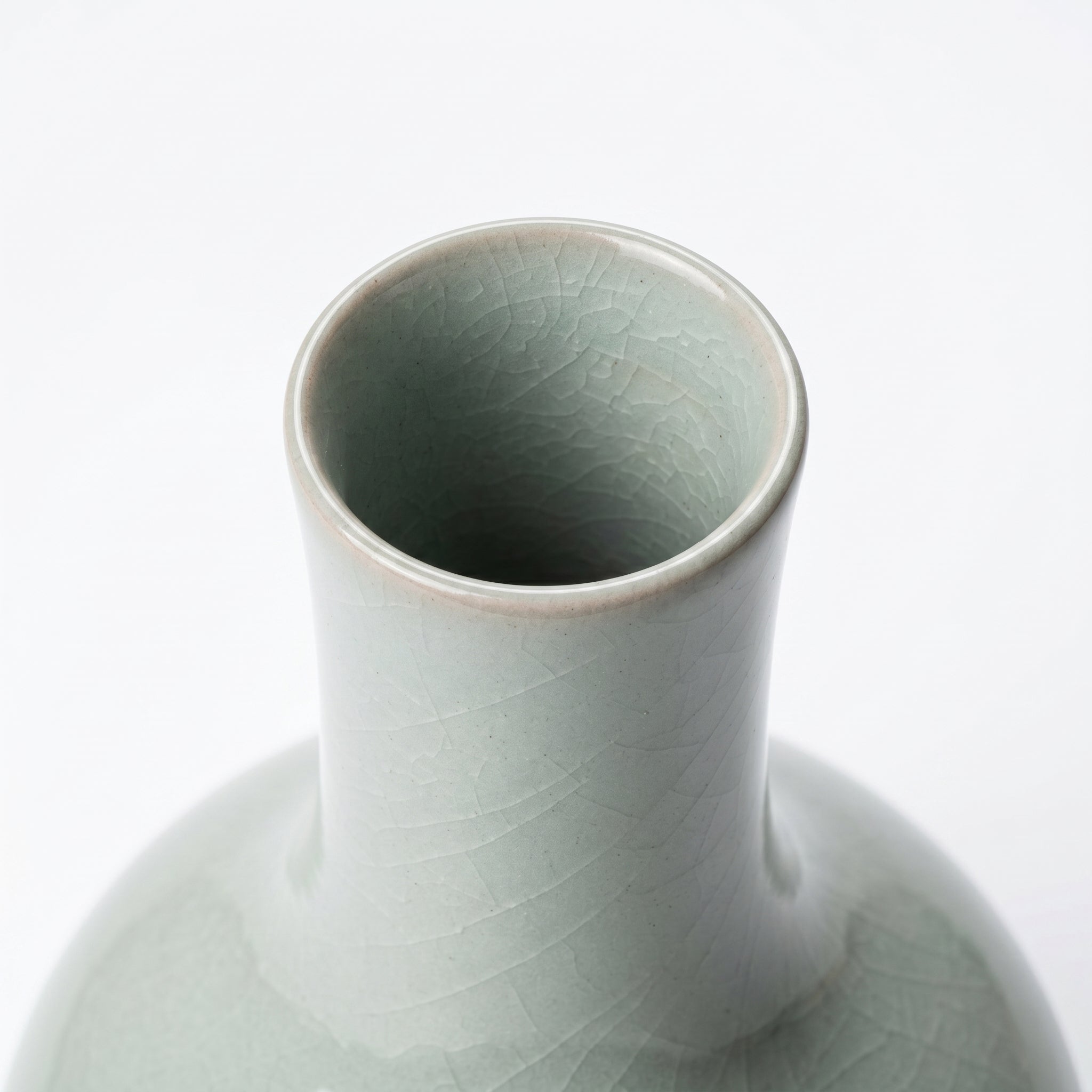 Ru Ware Celadon Short-Neck Danping Vase