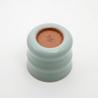 Ge Ware Rounded Bottom Guan Glaze Bamboo Joint Cup