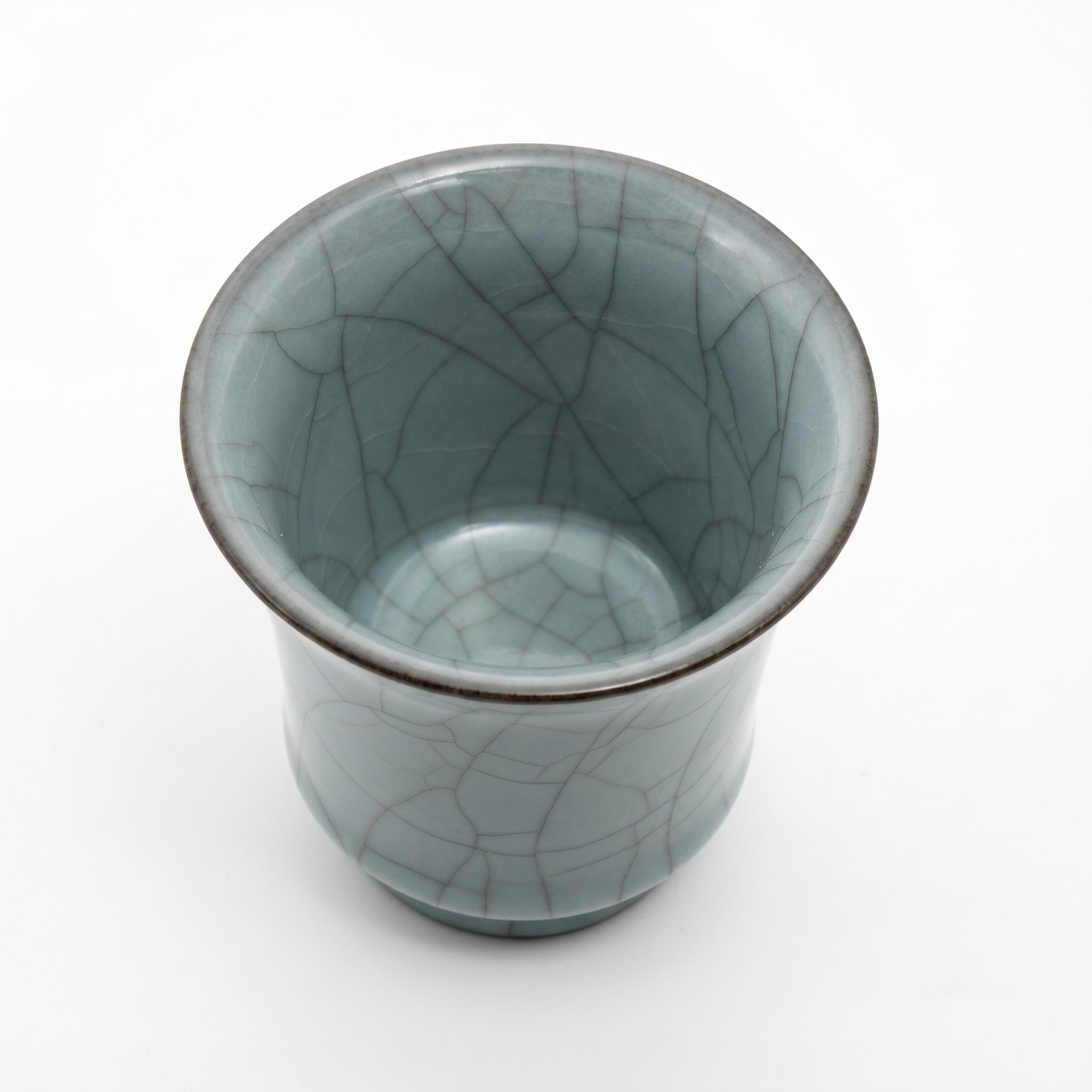Ge Ware Ice Crackle Glaze Hand-Holding Cup