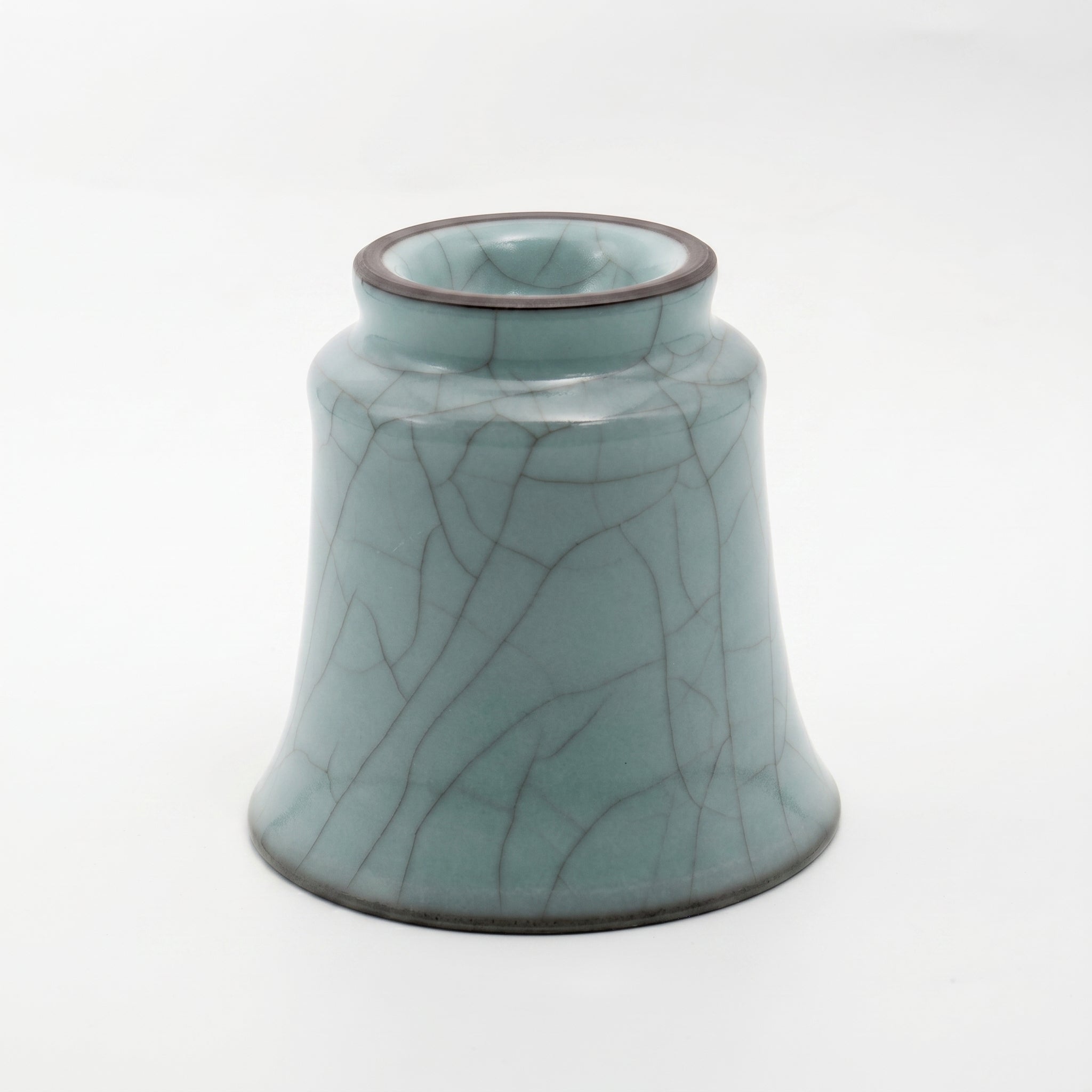 Ge Ware Ice Crackle Glaze Hand-Holding Cup