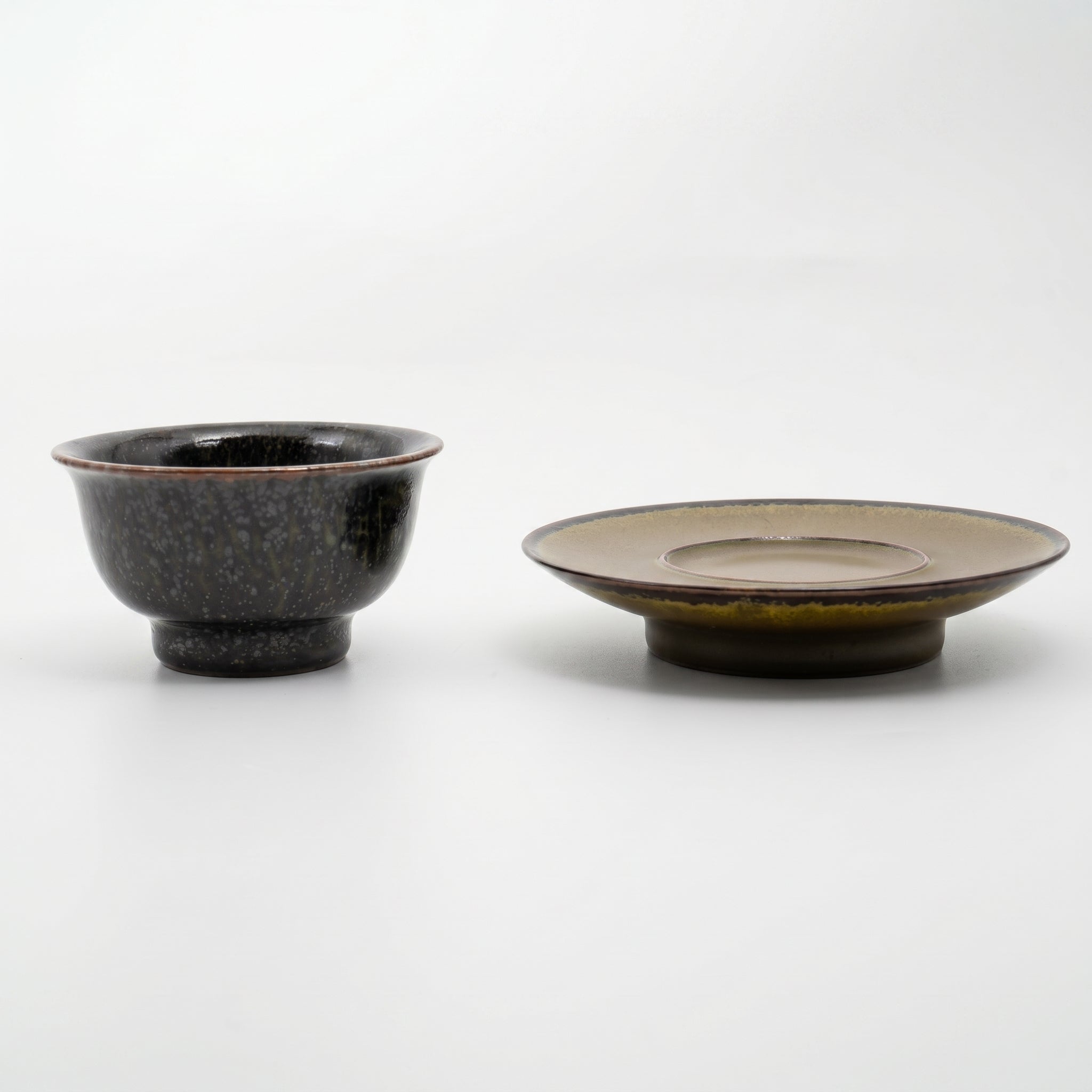 Ge Ware Tea Dust Glaze Cup and Saucer Set