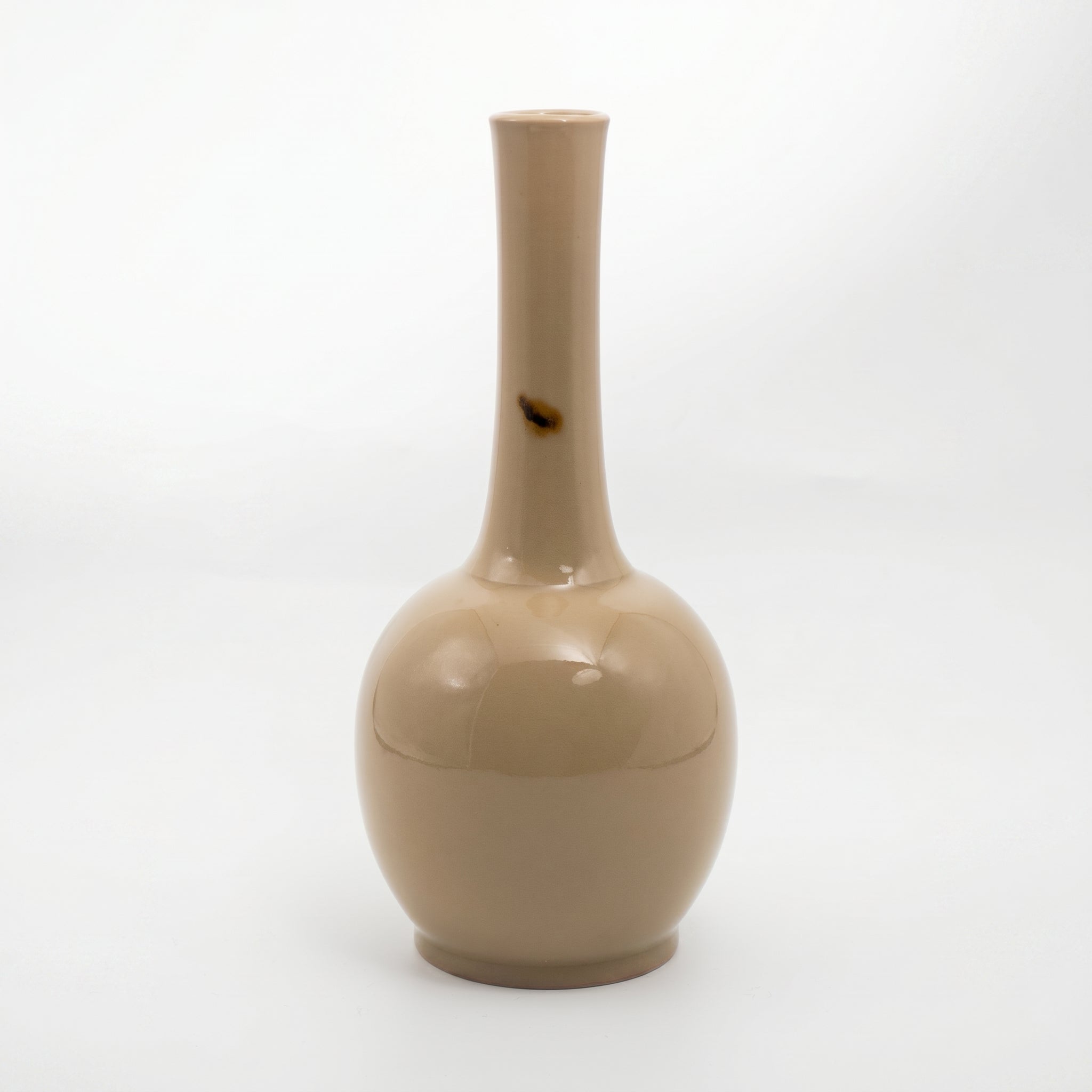 Ou Ware Spotted Long-Neck Vase